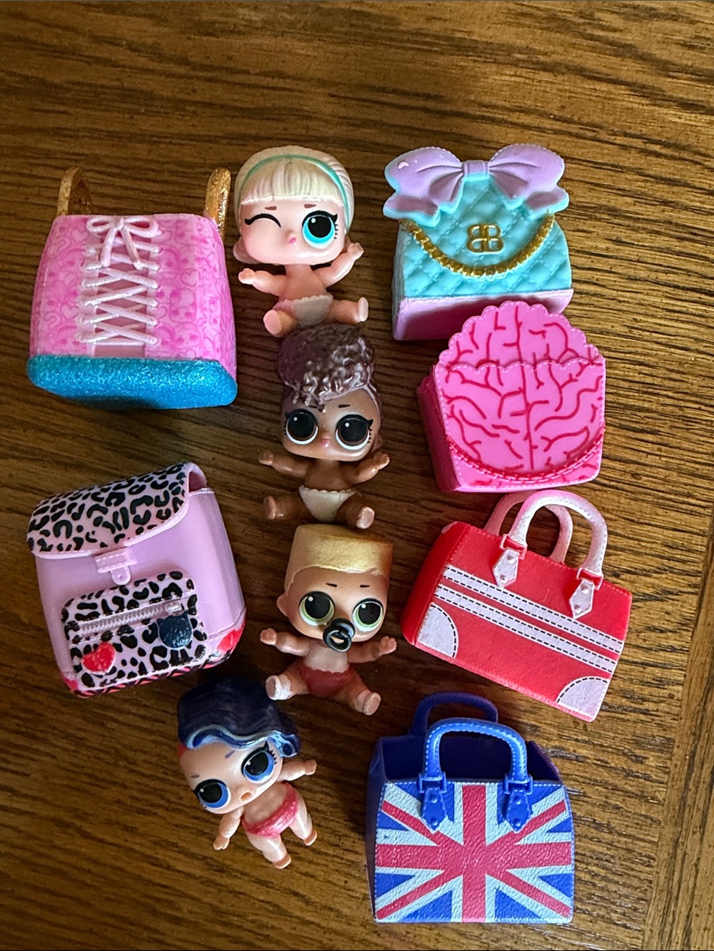 L.O.L Surprise! Lil Dolls with bags